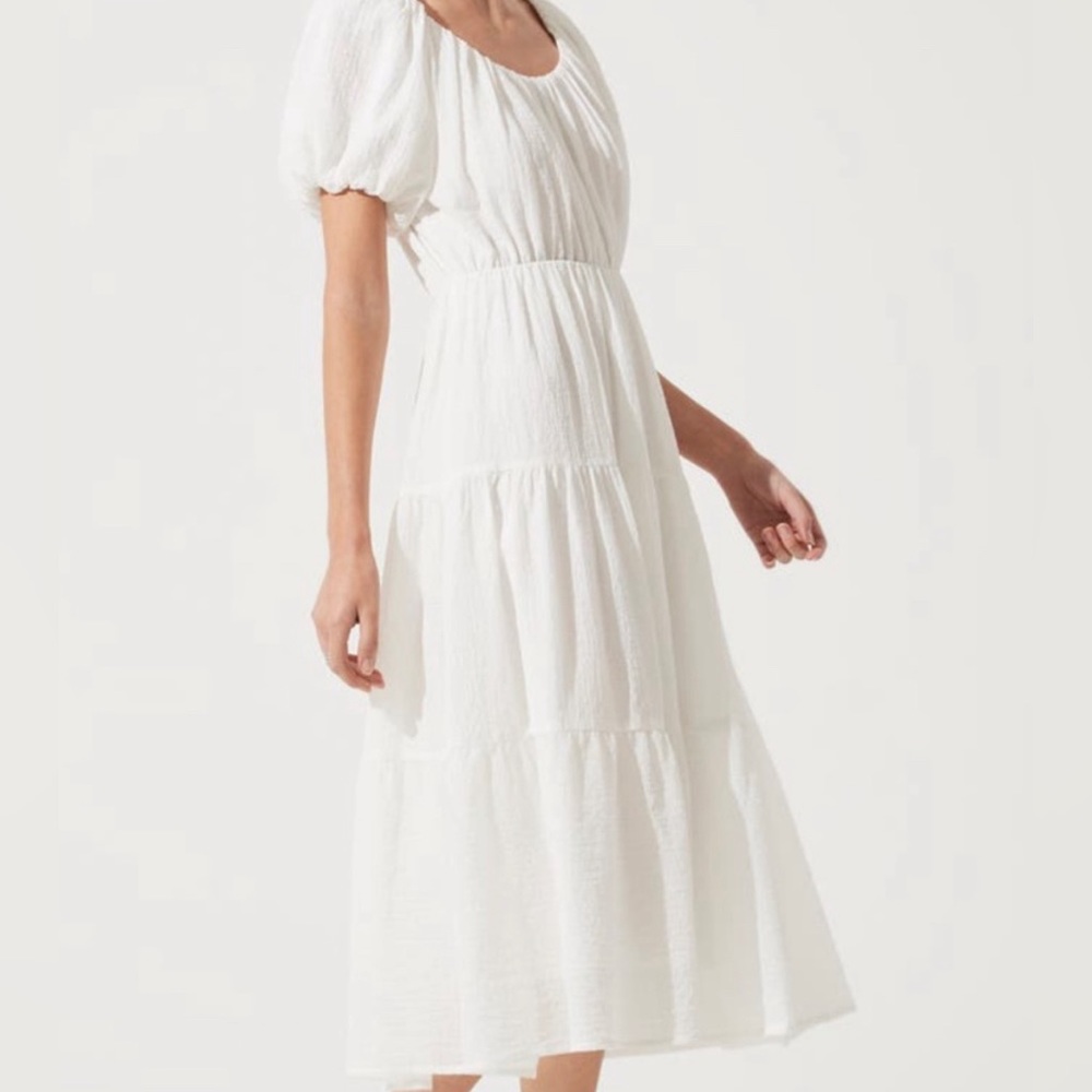 ASTR THE LABEL smocked tiered maxi dress Sz M